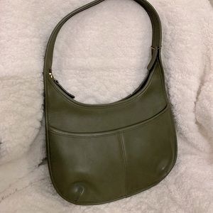 Rare Ergo #9033 in olive green with outside pocket in 90’s era